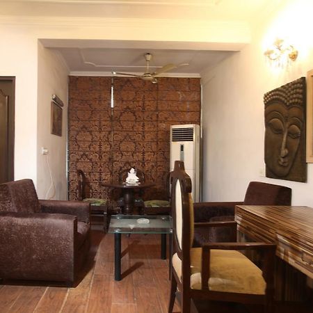 Hotel Oyo 358 Sarojini Nagar Nueva Delhi Exterior foto