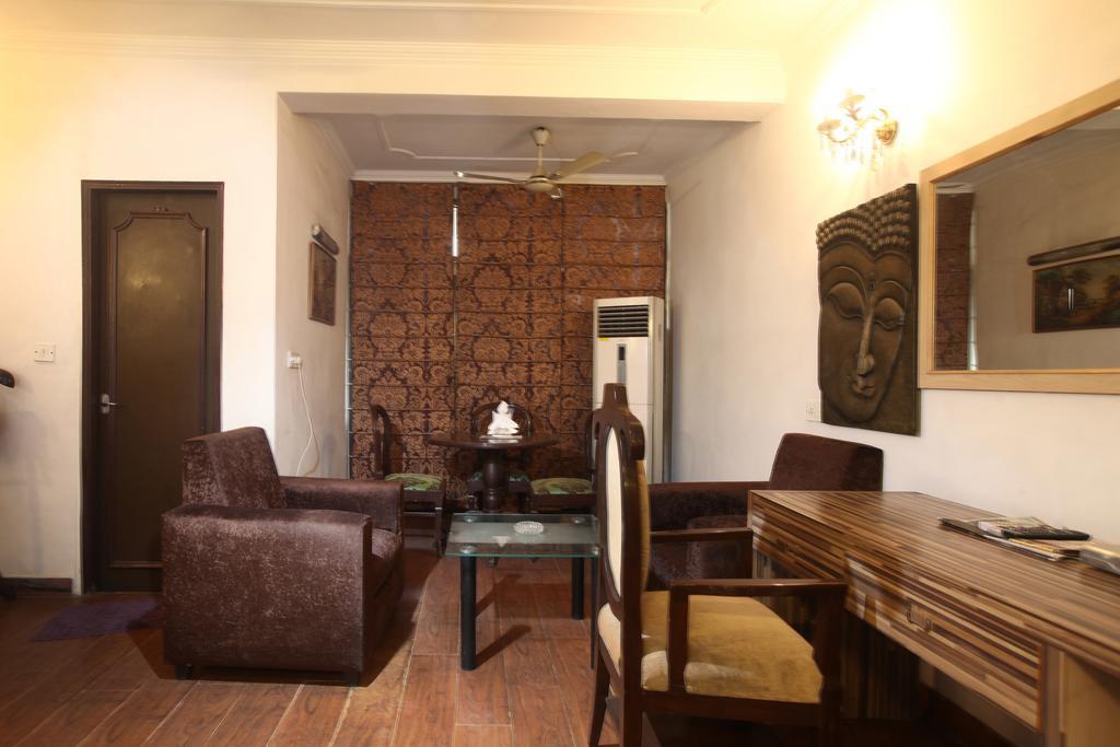 Hotel Oyo 358 Sarojini Nagar Nueva Delhi Exterior foto